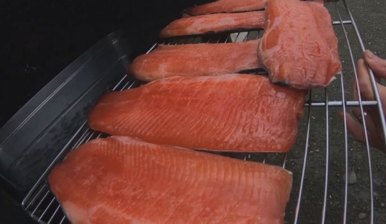 Cách Chế Biến Cá Hồi Xông Khói