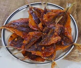 Khô Cá Chỉ Vàng